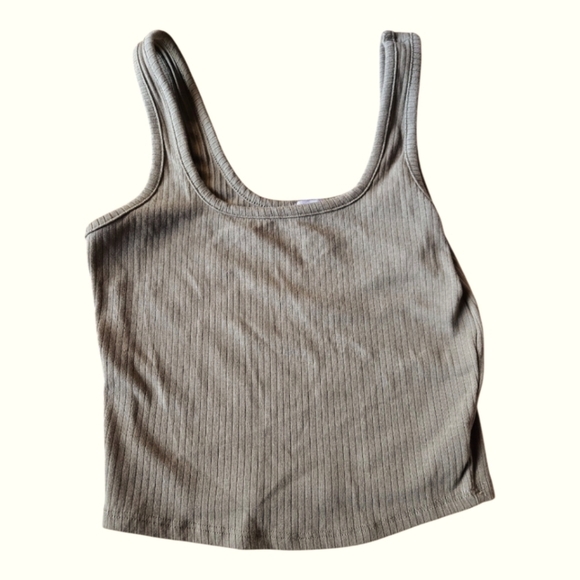 Tilly's Tops - olive green Ribbed Crop Tank Top Sleeveless size small Tillys